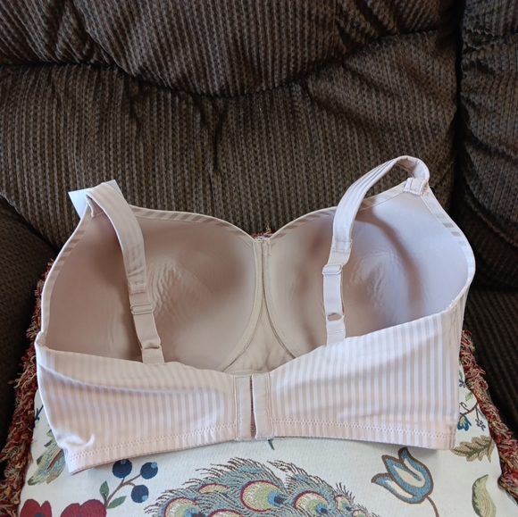 NEW Playtex Secrets  38DDD Bra Womens Wireless 4707 Beige - Picture 5 of 5